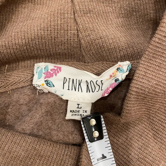 Pink Rose sweater - Picture 2 of 5